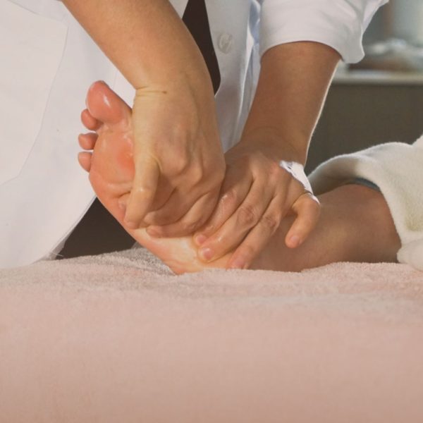 A Aromaterapia e a Reflexologia Podal